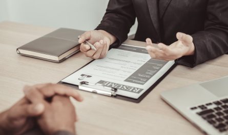 Có Nên Mua Bằng Đại Học Rồi Sử Dụng Bằng đi Xin Việc