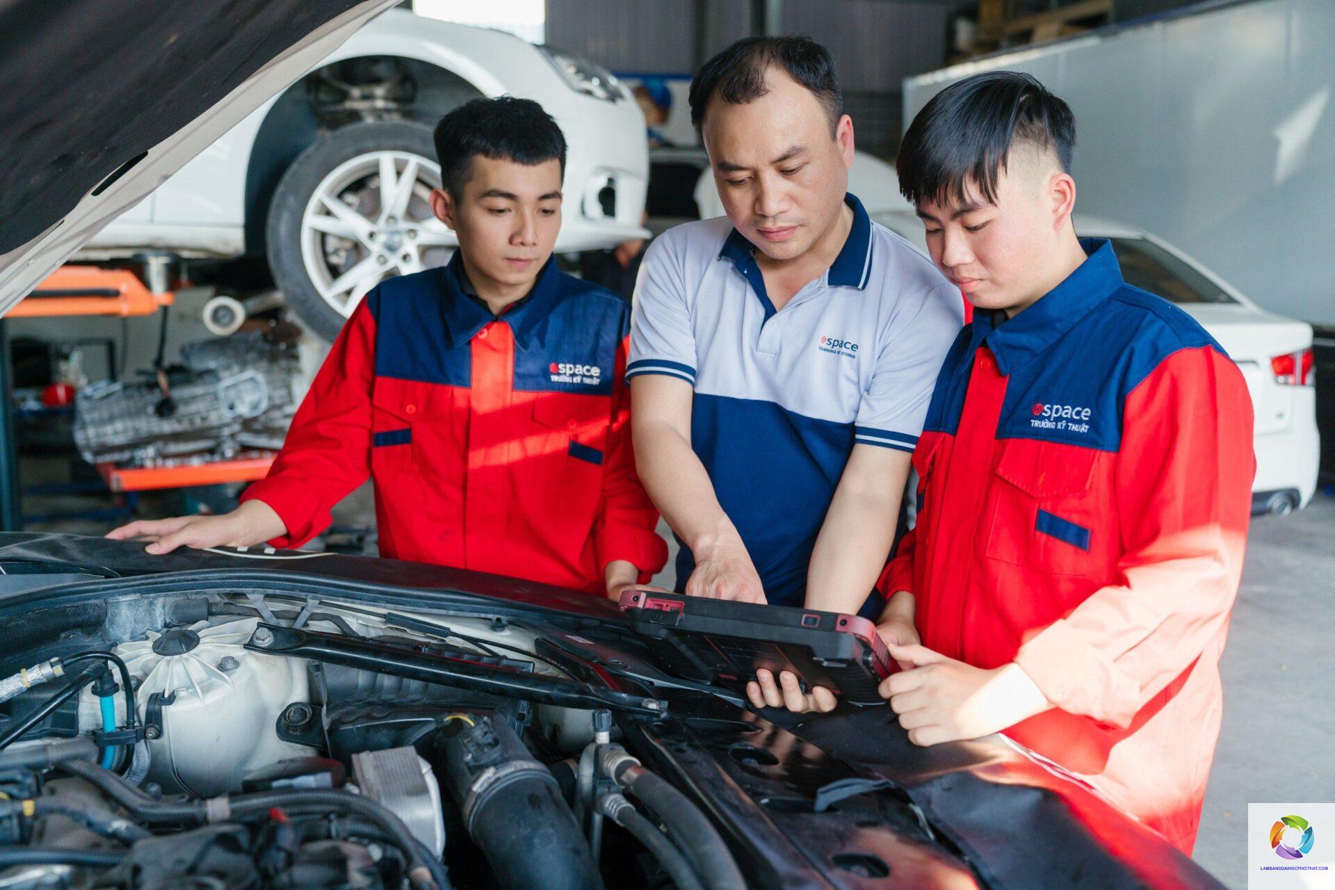 bằng cao đẳng công nghệ ô tô làm đăng kiểm được không - Hình 4