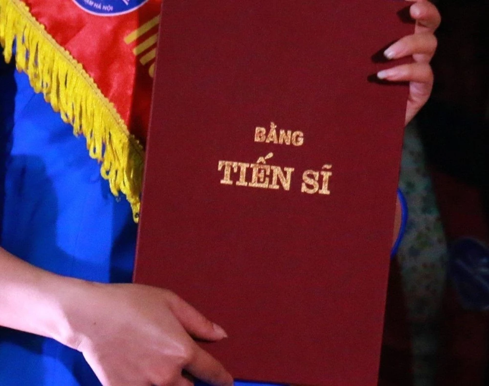 bằng đại học công nghệ sinh học học lên tiến sĩ được không - Hình 3