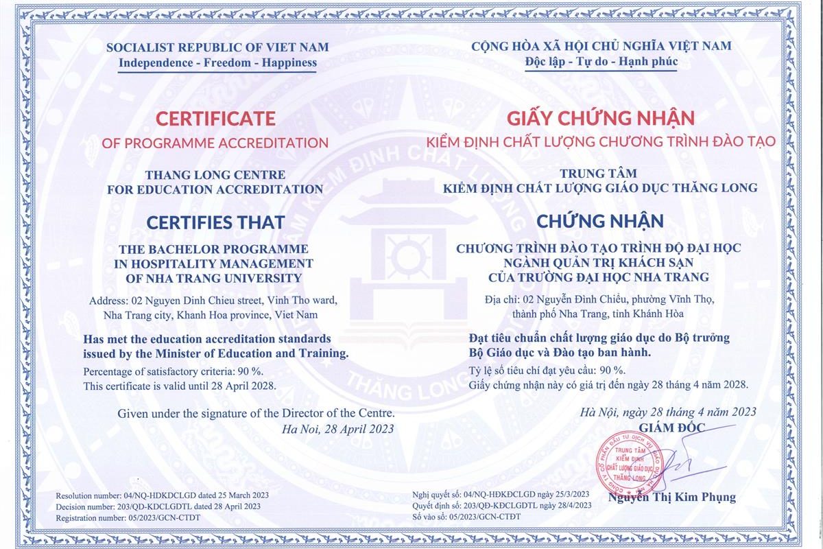 bằng đại học quản trị khách sạn học lên được gì
