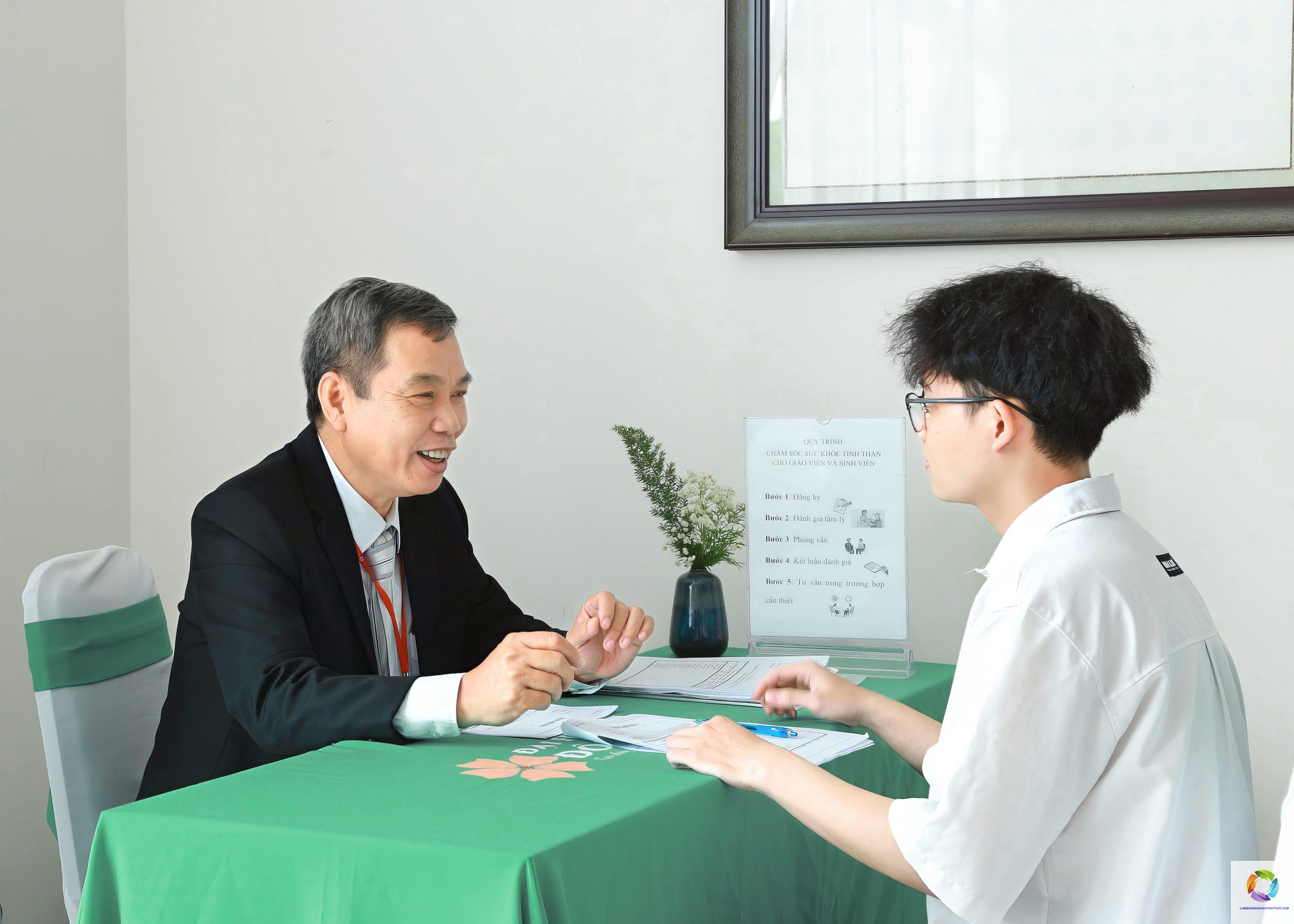 bằng đại học tâm lý học có dễ xin việc không - Hình 5